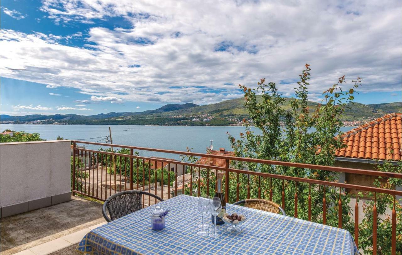 Cozy Apartment In Okrug Donji With Kitchen Donji Okrug  Exterior foto